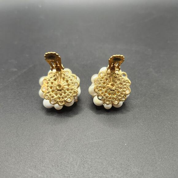 Vintage Clip On Earrings Faux Pearl Cluster Amber Lucite Cabochon Goldtone Retro - Picture 4 of 9